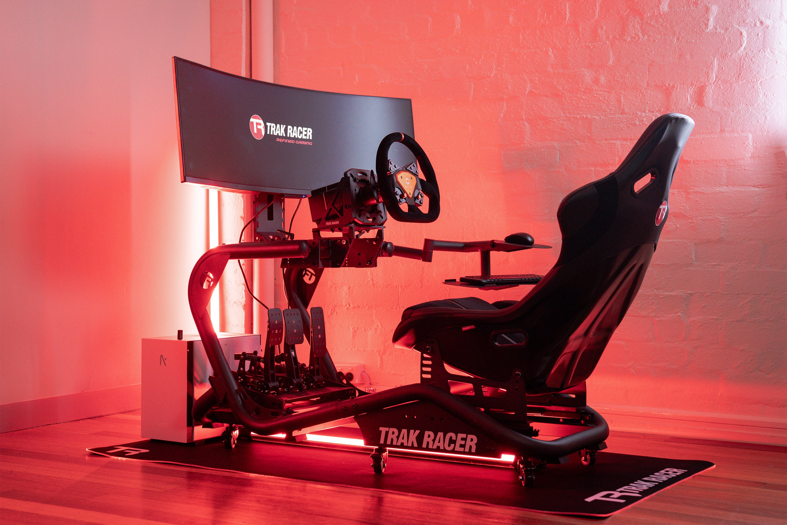 Spec 1 TR8 Pro Simulator