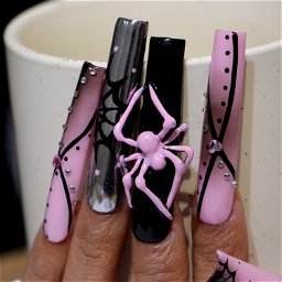 Artnailz